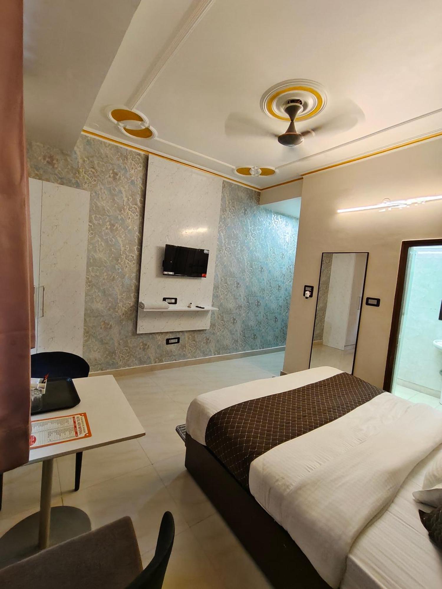גאזיאבאד Hotel New Imperial מראה חיצוני תמונה
