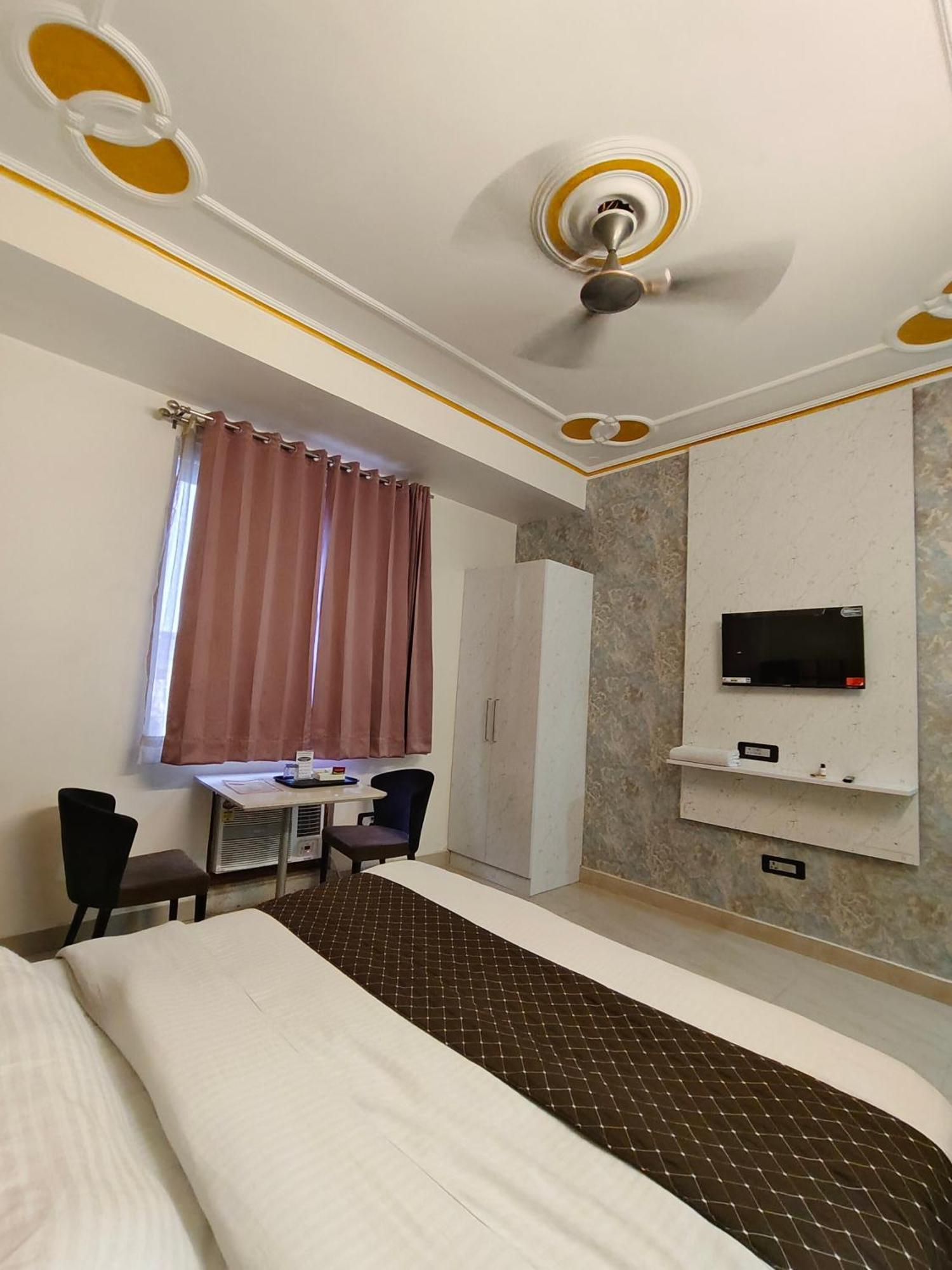גאזיאבאד Hotel New Imperial מראה חיצוני תמונה
