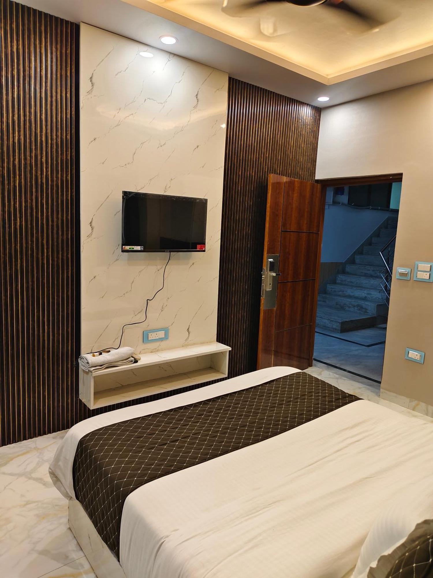 גאזיאבאד Hotel New Imperial מראה חיצוני תמונה